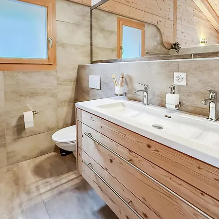 Elevate Apartment *